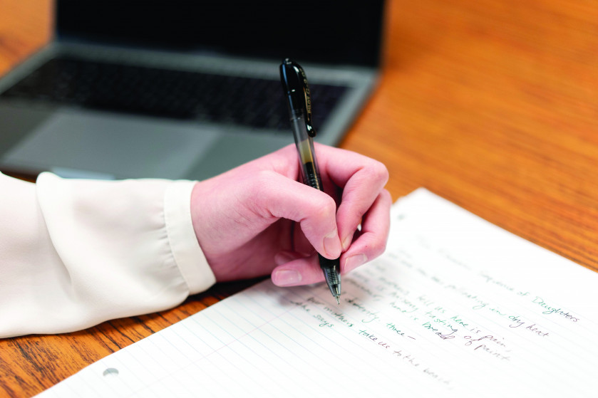 bài Writing Essay
